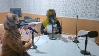 Sorosh mengatakan pada pukul 11:40 pada hari Kamis perwakilan dari Kementerian Informasi dan Kebudayaan dan Direktorat Wakil dan Kebajikan tiba di stasiun dan mematikannya. Dia mengatakan staf stasiun telah menghubungi Vice and Virtue tetapi pejabat di sana mengatakan mereka tidak memiliki informasi tambahan tentang penutupan tersebut. Menurut Asosiasi Wartawan Independen Afghanistan, banyak jurnalis yang kehilangan pekerjaan usai Taliban merebut kekuasaan pada Agustus 2021. Media-media tutup karena kekurangan dana atau karena para stafnya meninggalkan Afghanistan.