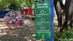 Ngabuburit Sambil Berswafoto dengan Superhero di Taman Tematik Bandung