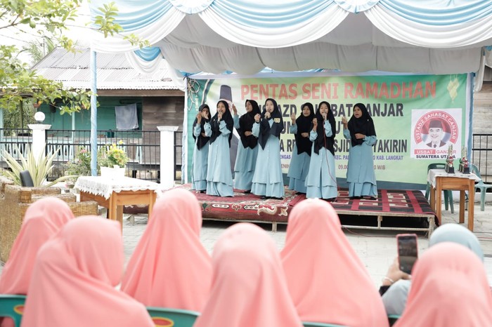 Ustaz Sahabat Ganjar