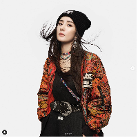 “Sekarang aku tidak memiliki minat sedikitpun untuk berkencan. Itu sudah berakhir,” kata yang terpilih sebagai Weibo Goddes dalam ajang penghargaan media sosial China, Weibo. Foto: Instagram