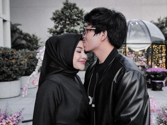 Anniversary ke-2 Aurel Hermansyah dan Atta Halilintar