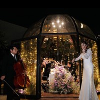 Menikah pada 3 April 2021, Atta Halilintar dan Aurel Hermansyah baru saja merayakan ulang tahun pernikahannya yang ke-3. Kali ini keduanya memilih menghabiskan momen dengan dinner romantis tanpa ditemani sang anak, Ameena. Foto: Instagram/@attahalilintar