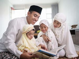 Cara Meminta Maaf kepada Orang Tua, Ketahui Doa dan Adabnya