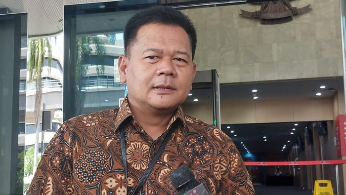 Brigjen Endar saat mendatangi Dewas KPK (Yogi-detikcom)
