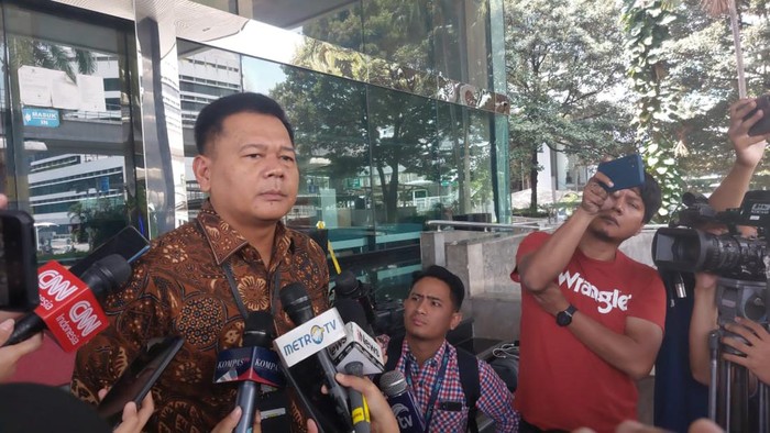 Brigjen Endar saat mendatangi Dewas KPK (Yogi-detikcom)