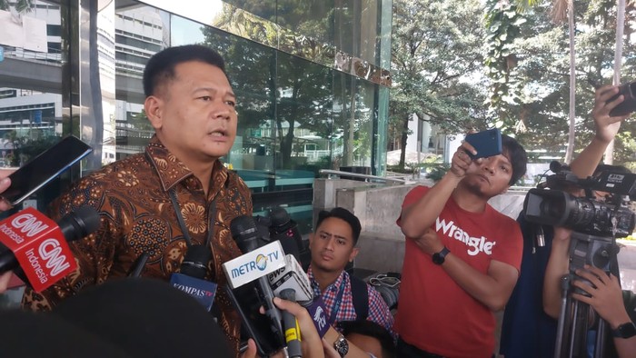 Brigjen Endar saat mendatangi Dewas KPK (Yogi-detikcom)