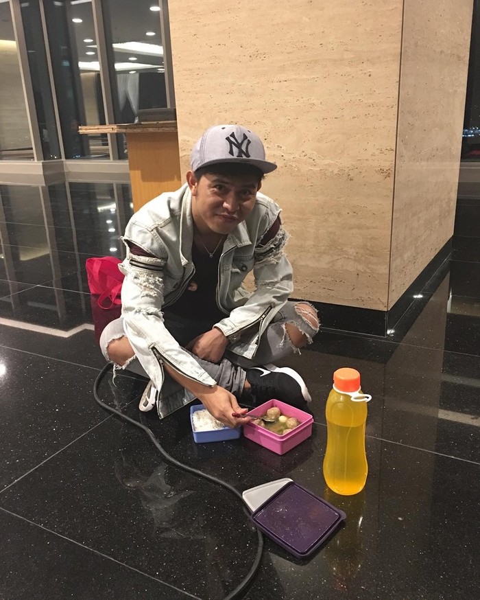 Cakra Khan Ikut America’s Got Talent, Ini Momen Kulinerannya yang Sederhana Cakra Khan Ikut America’s Got Talent, Ini Momen Kulinerannya yang Sederhana