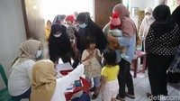 Dinas Kesehatan Kota Bekasi juga menargetkan sebesar 95 persen balita di wilayahnya untuk ikut berpartisipasi dalam pelaksanaan Sub Pekan Imunisasi Nasional (PIN) jenis Novel Oral Polio Vaccine Type 2 (nOPV2).