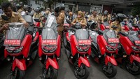 Adapun merek sepeda motor itu adalah Yamaha N-Max warna merah. Sementara itu anggaran yang dikeluarkan untuk pengadaan sepeda motor tersebut sebesar Rp 9,4 Miliar. Dana itu bersumber dari APBD Wonogiri.