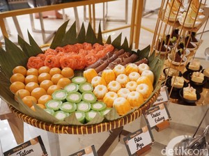 Berbuka dengan Makanan Khas Nusantara di Hotel Surabaya, Dijamin Puas Lho!