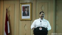 Ini merupakan hari yang spesial dan sangat bersejarah mungkin ya. Apalagi saya juga sudah didampingi anak dan istri saya. Kami keluarga muda. Jadi ini menjadi perubahan hidup saya nggak sampai seminggu ke belakang ini, kata Dito.