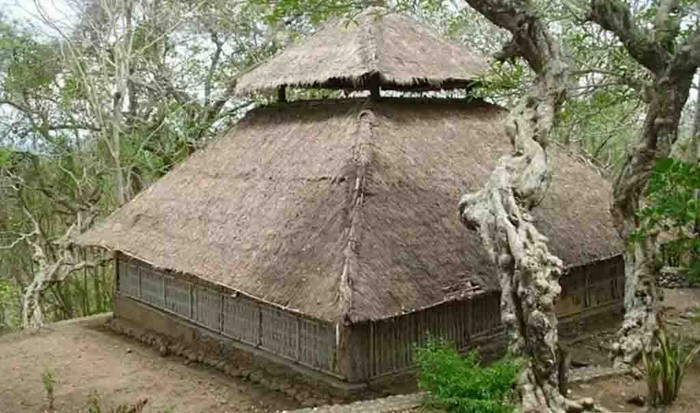 Masjid Kuno Gunung Pujut di Desa Sengkol, Kecamatan Pujut, Lombok Tengah, NTB. (dok. Disbudpar NTB)