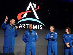 Astronaut Perempuan dan Kulit Hitam untuk Misi NASA ke Bulan