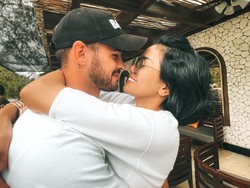 8 Potret Mesra Nikita Mirzani dan Suami Bule yang Dituduh Kabur Bawa Perhiasan