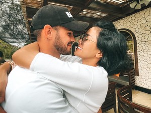 Saat Nikita Mirzani Umumkan Resmi Nikah Tapi Suami Justru Kabur dari Rumah