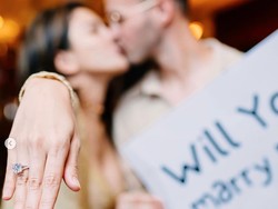 8 Foto Mesra Nikita Mirzani & Antonio Dedola, Kini Dilamar Pakai Cincin Mewah