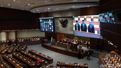 Paripurna DPR RI, Selasa (4/4/2023). (Dwi Rahmawati/detikcom).