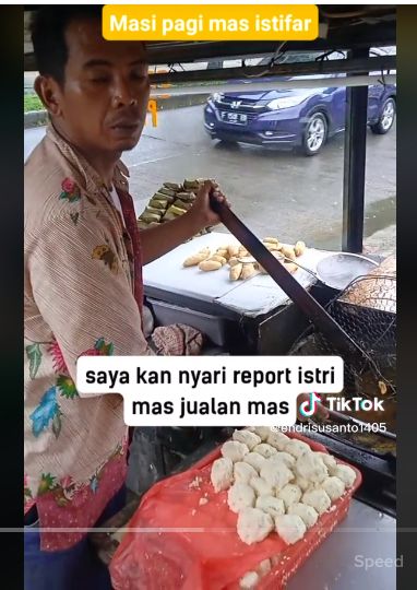 Penjual gorengan ditegur karena tetap buka di bulan puasa