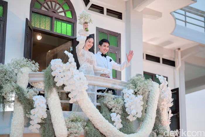 Potret Nong Poy setelah menikah. Potret Nong Poy setelah menikah.