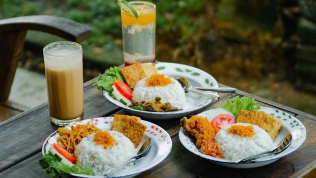 Siapa yang berencana menggelar buka puasa bersama (bukber)? Bagi detikers di Tulungagung, berikut sederet tempat bukber yang bisa jadi referensi.