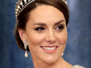 Tak Mau Pamer Harta, Kate Middleton Enggan Pakai Tiara di Penobatan Charles?