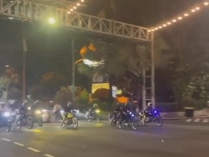 Pak Polisi, Masih Ada Trek-trekan di Raya Darmo Surabaya-Ini Buktinya