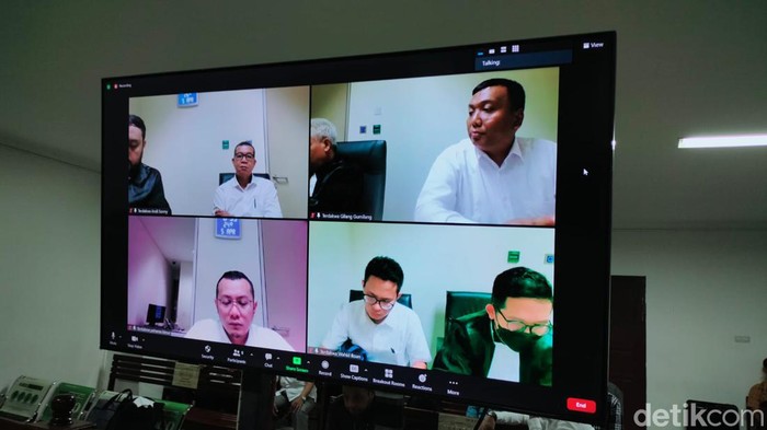 4 Auditor BPK RI dituntut 4,8 hingga 7 tahun penjara terkait kasus suap Rp 2,9 M.