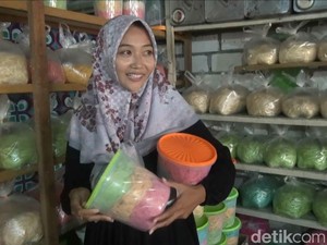 Jajanan Arum Manis Cocok Jadi Kudapan Saat Takjil, Legit-Enak Lho!