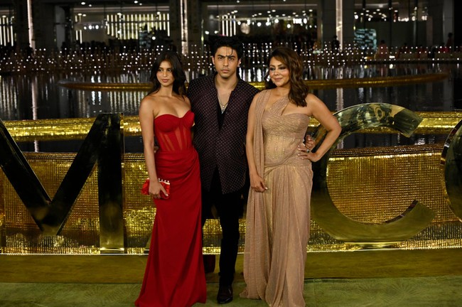 Sebelumnya mereka juga hadir di malam inaugurasi Nita Mukesh Ambani Cultural Centre di Mumbai, pada 31 Maret 2023. Foto: Getty Images