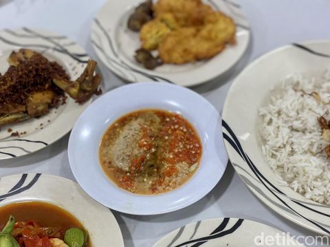 Ayam Goreng Buni