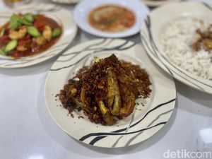 Gurih Sedap Ayam Goreng Bumbu Ketumbar yang Kondang 65 Tahun