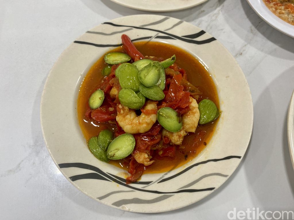 Ayam Goreng Buni