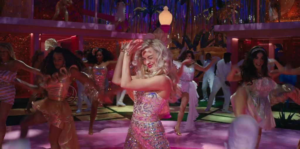 Adegan dalam teaser trailer 2 film Barbie arahan Greta Gerwig.