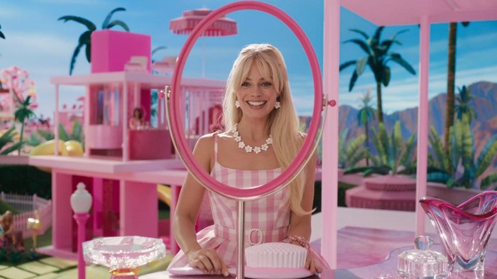 Adegan dari teaser trailer 2 film Barbie arahan Greta Gerwig.