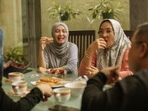 Dokter Sarankan Tak Langsung Makan Berat Saat Berbuka, Ini Alasannya