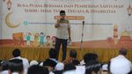 Momen Bagi-bagi Berkah untuk Anak Yatim dan Dhuafa