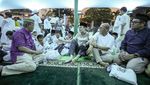 Momen Bagi-bagi Berkah untuk Anak Yatim dan Dhuafa