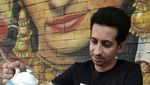 Gaya Santai Habib Jafar saat Ngopi dan Kulineran Bareng Artis