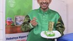 Gaya Santai Habib Jafar saat Ngopi dan Kulineran Bareng Artis