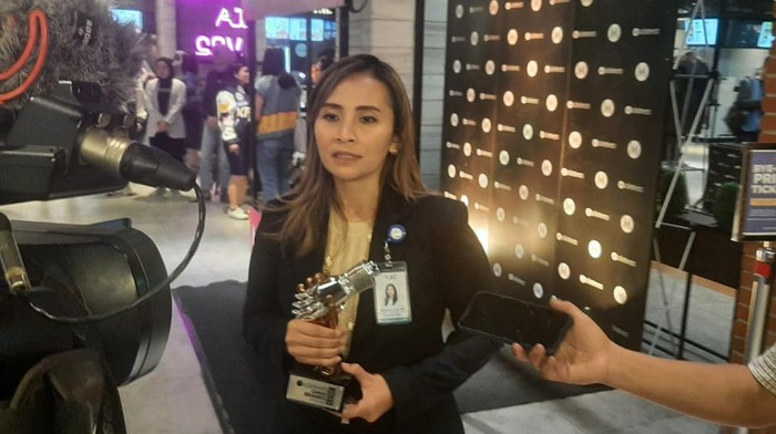 JEC Eye Hospitals and Clinics mendapatkan penghargaan pada ajang Marketeers OMNI Awards 2023 untuk kategori Omnichannel Branding.