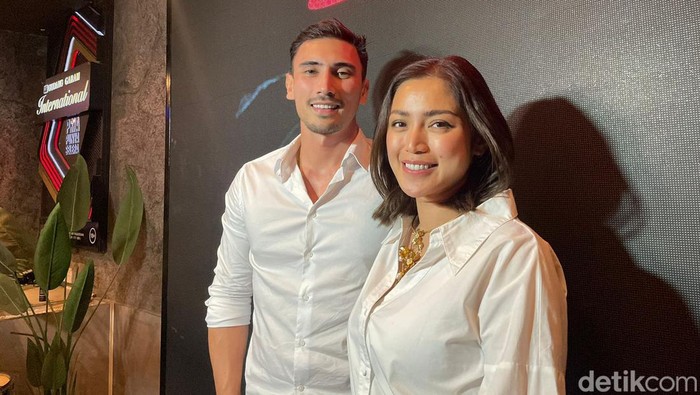 Jessica Iskandar dan Vincent Verhaag