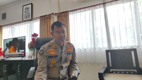 Kabid Humas Polda Bali Kombes Stefanus Satake Bayu Setianto saat ditemui wartawan di ruang kerjanya, Rabu (5/4/2023). (I Wayan Sui Suadnyana/detikBali)