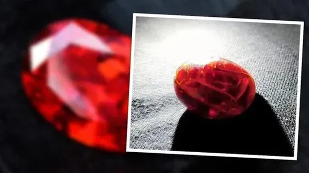 Keren! Telur Rebus Berusia 20 Tahun Ini Tampilannya Mirip Batu Permata