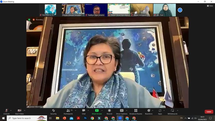 Lestari Moerdijat