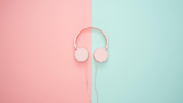 Lirik dan Chord Lagu Ilustrasi lirik dan chord lagu.