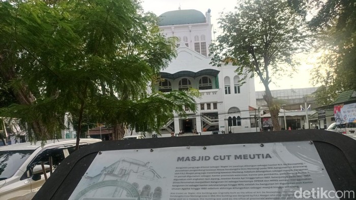Masjid Cut Meutia