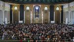 Megahnya Masjid Nasional Al-Akbar Surabaya