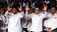 Hary Tanoe mengatakan pertemuan itu membahas terkait penjajakan kerja sama politik.
