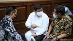 Momen Rijatono Lakka Didakwa Suap Lukas Enembe Rp 35,4 Miliar