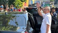 Blusukan bareng ini sesuai pernyataan Jokowi di Rumah PAN, di Kantor DPP PAN, Jalan Warung Buncit Raya, Pancoran, Jakarta Selatan, Minggu (2/4/2023). Pada saat silaturahmi di Rumah PAN bersama ketua umum partai politik pendukungnya, Jokowi menyampaikan janjinya untuk mengajak Zulhas blusukan bersama. Jokowi mulanya merespons pidato Zulhas yang menyinggung elektabilitas Ketua Umum Partai Gerindra, Prabowo Subianto. Zulhas menduga, elektabilitas Prabowo naik karena mendampingi Jokowi saat melakukan kunjungan kerja.